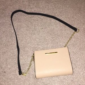 •Steve Madden Crossbody